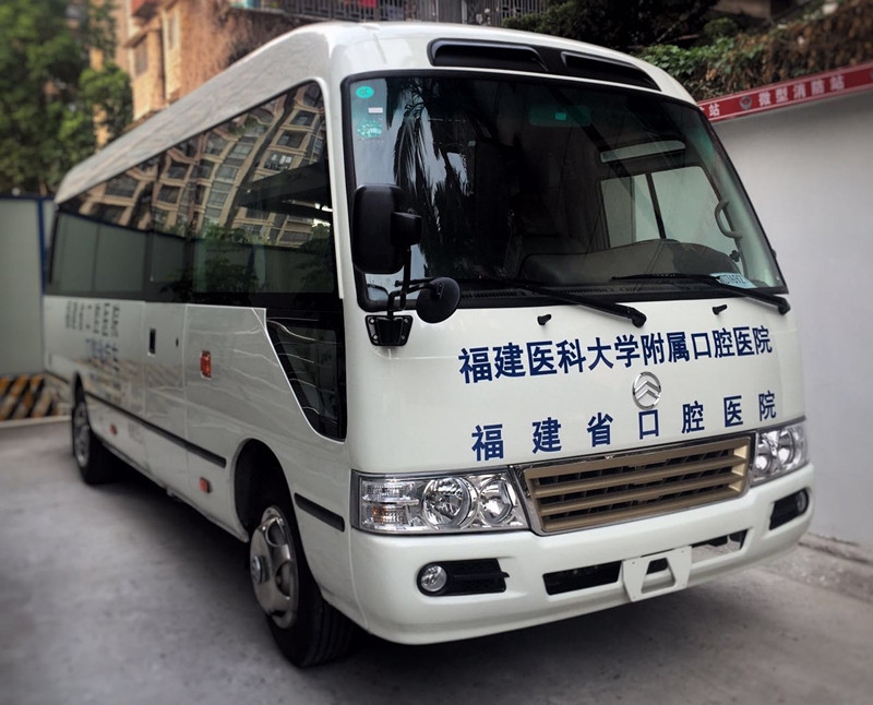 数字化口腔诊疗车_副本.jpg