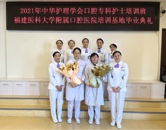 合影_副本.jpg